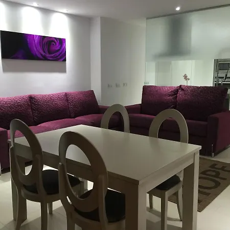 Aqua Luxury Suites Los Cristianos