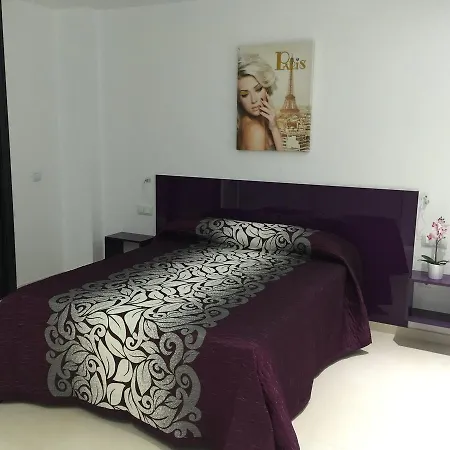 Aqua Luxury Suites Los Cristianos Διαμέρισμα *